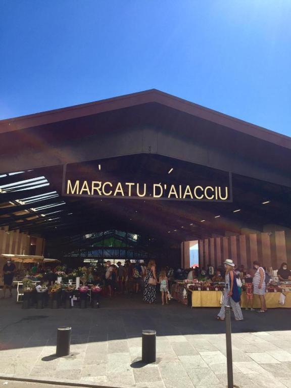 Ajaccio Centre Vieille Ville Imperiale Tt Confort Ttes Commodites 3 A 4 Pers Cathedrale A 300M Mer Port Marche Local Plages Экстерьер фото